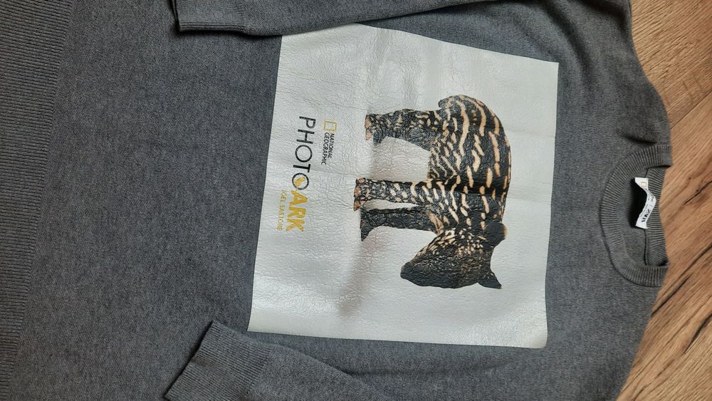 Sweter national geographic zara S oversize