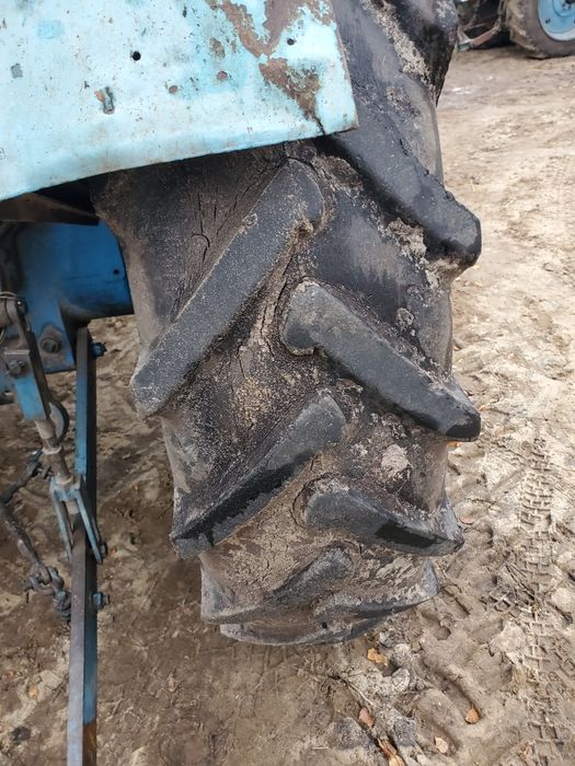 Продам трактор т40