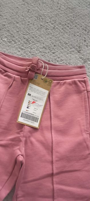 Nowe spodnie dresowe coccodrillo r. 92