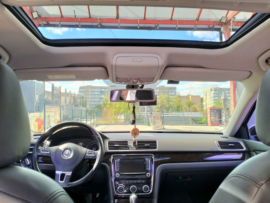 нефарбован  2015 VW PASSAT 2.0tdi АКП Шкіра
