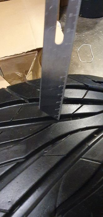 Pneu  Maxxis 215/55ZR16