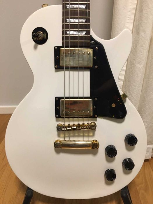 Epiphone Les Paul Studio Alpine White 2016 Китай, в кейсе J & D