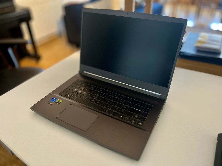 Gaming Laptop MSI Thin 15 B12VE