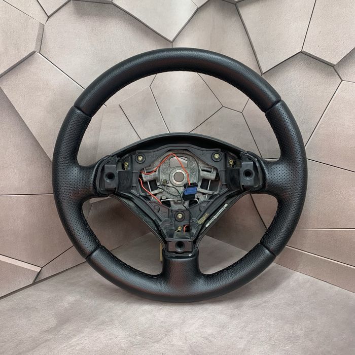 Перетягнутий руль до пежо 307 peugeot 308 3008 5008 на обмін