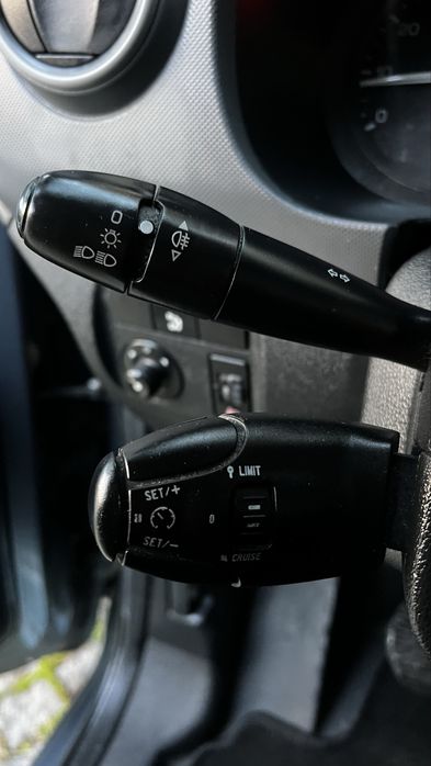 Peugeot Partner 1.6 hdi 3 lugares