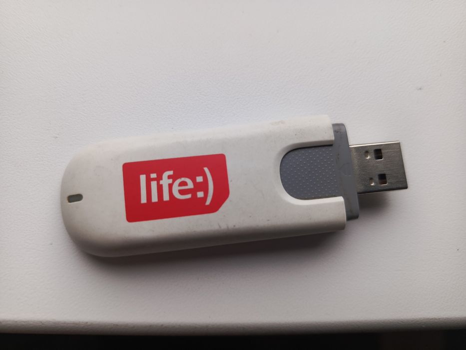 3G модем Huawei E303 (под Life:)) – рабочий, с разъемом под microSD