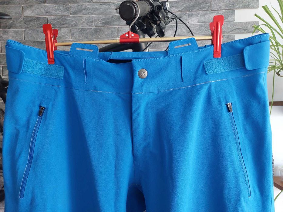 Чоловічі  стрейчеві штани RADYS R4