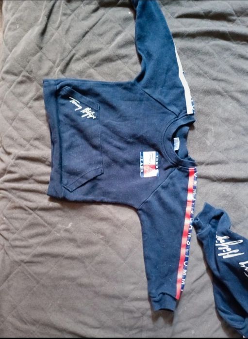 Dresik Tommy Hilfiger  rozmiar 68-74