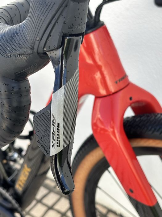 Bicicleta Gravel Trek Checkpoint SL5