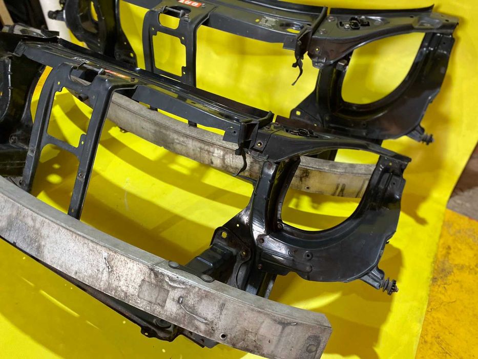 Установочная панель Mercedes ML W164 GL X164 усилитель бампера ML W166