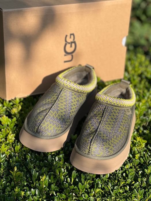 Лофери  UGG розмір 8