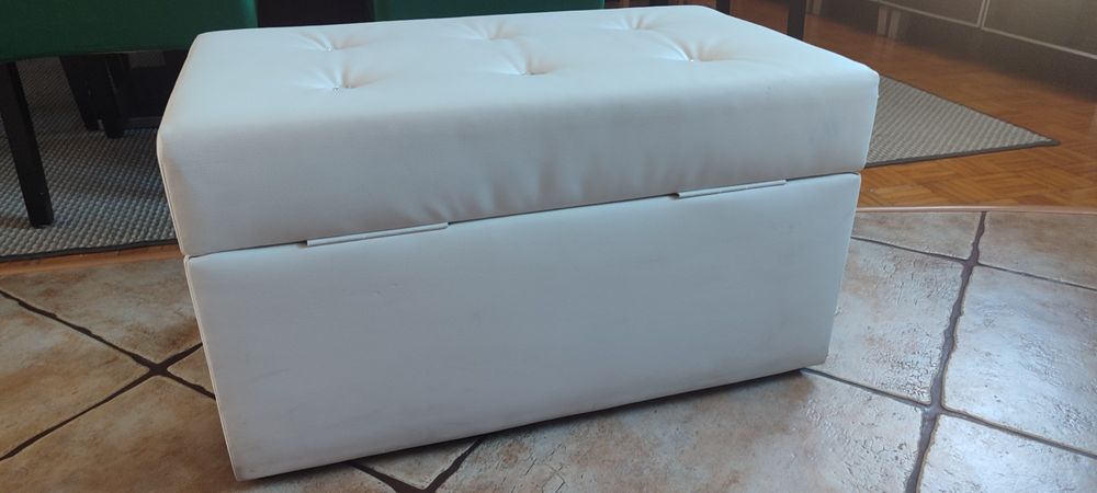 Pufa siedzisko tapicerowane