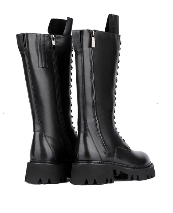 Высокие зимние кожаные сапоги на шнуровке берцы высокие Miraton