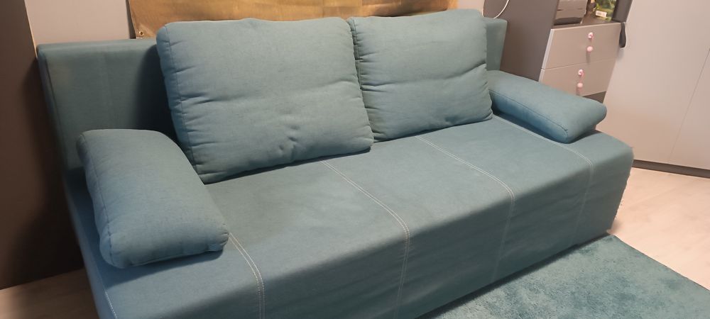 Sofa rozkładana niebieska