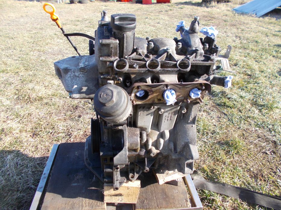 vw FOX 1.2 silnik BMD słupek głowica uszkodzony 2008r