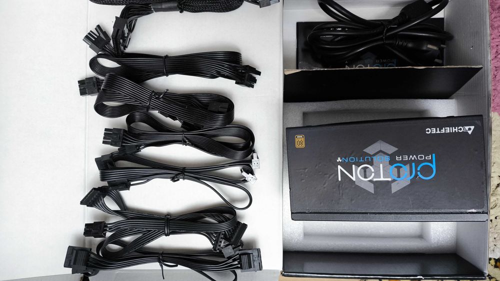 Блок питания Chieftec Proton 750 ват