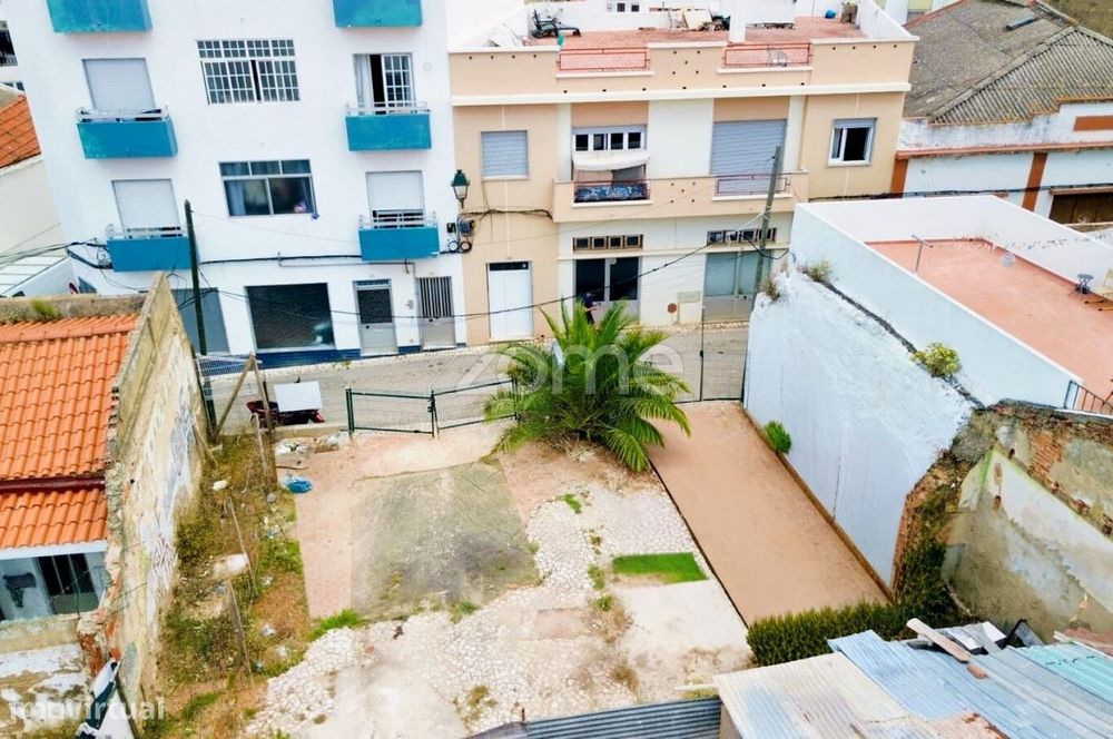 Terreno para Construção Habitacional ou Serviços