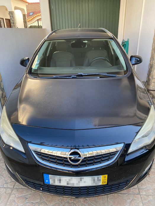 Opel Astra J Sports Tourer 1.7 CDTI (125cv), versão Cosmo