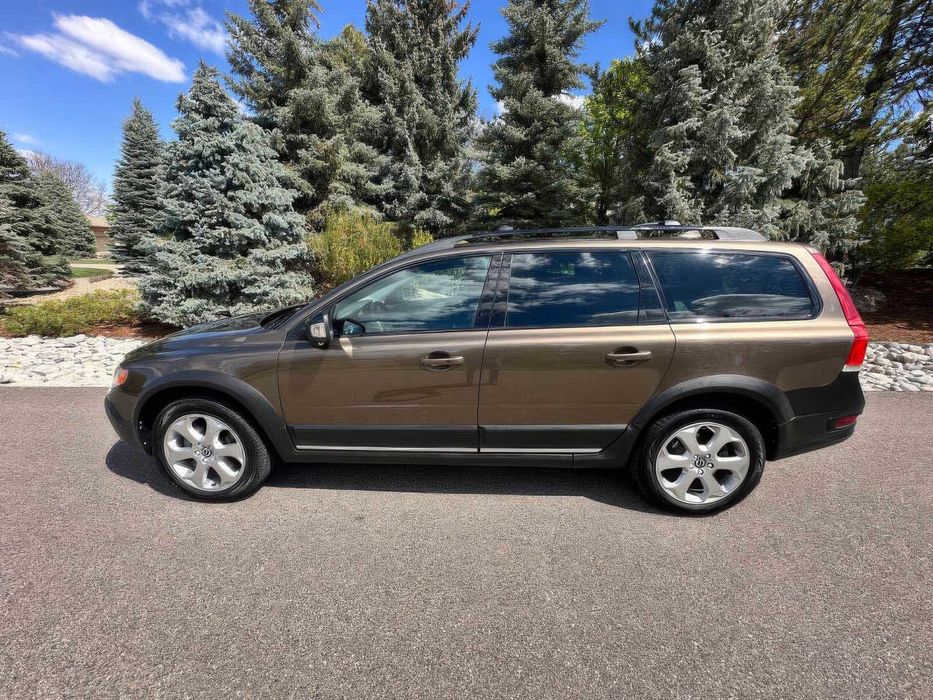 Volvo XC70 T5 Premier      2016