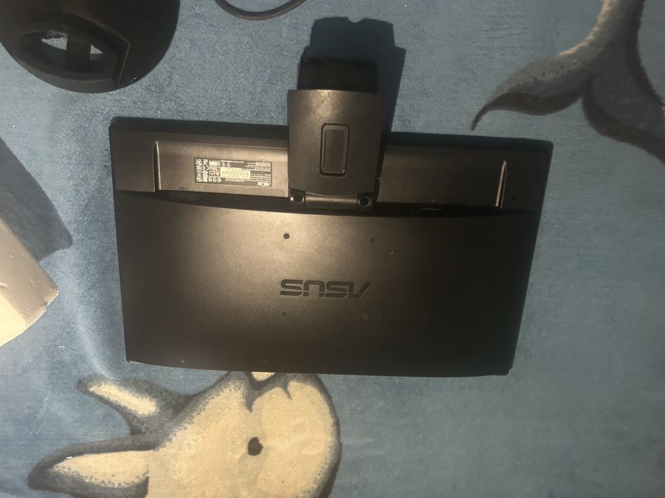 Monitor da marca Asus