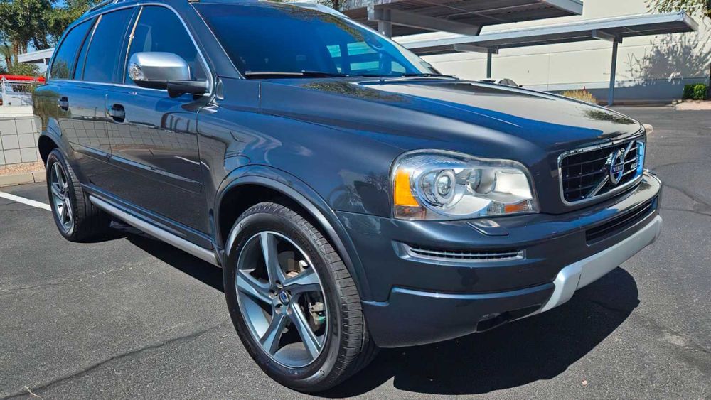 Volvo XC90      2014