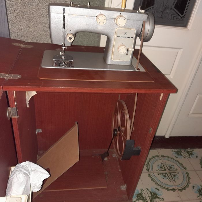 Машинка  швейна Чайка .Зінгер