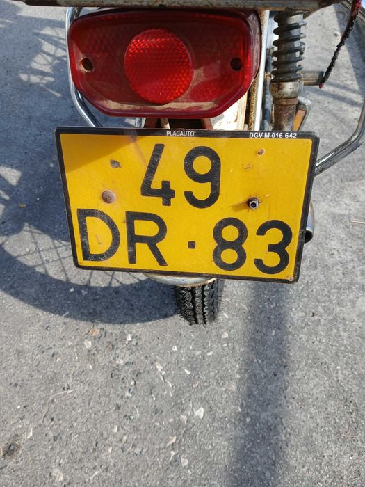 Motorizada Famel 77