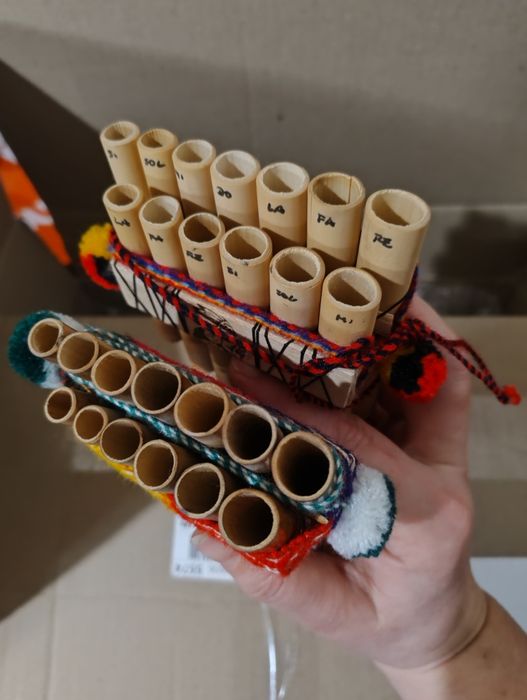 Сампонія , дві штуки