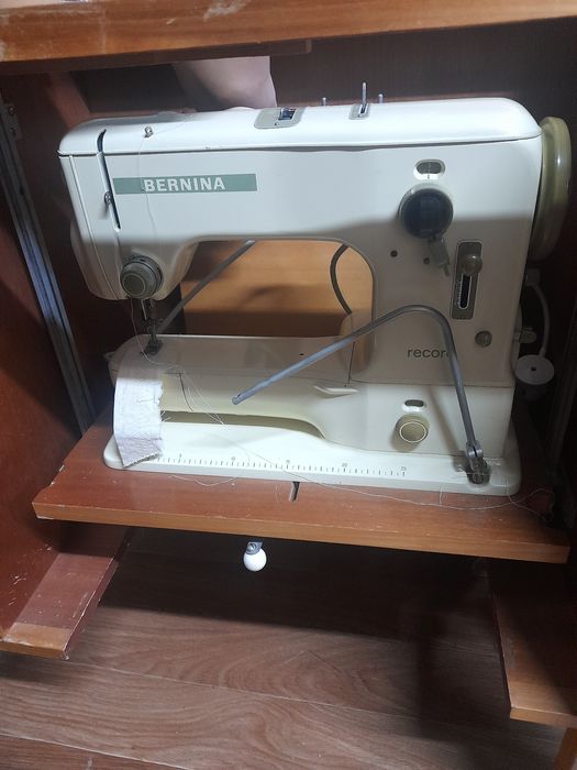 Вишивальниця машинка