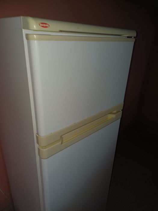 frigorífico a funcionar