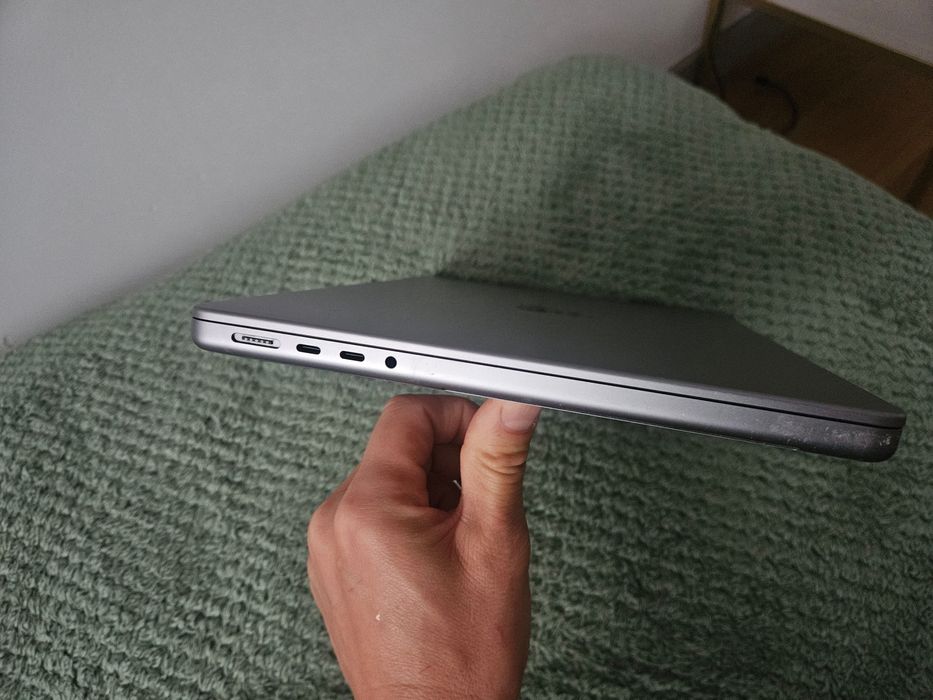 MacBook Pro M1 2021 14"