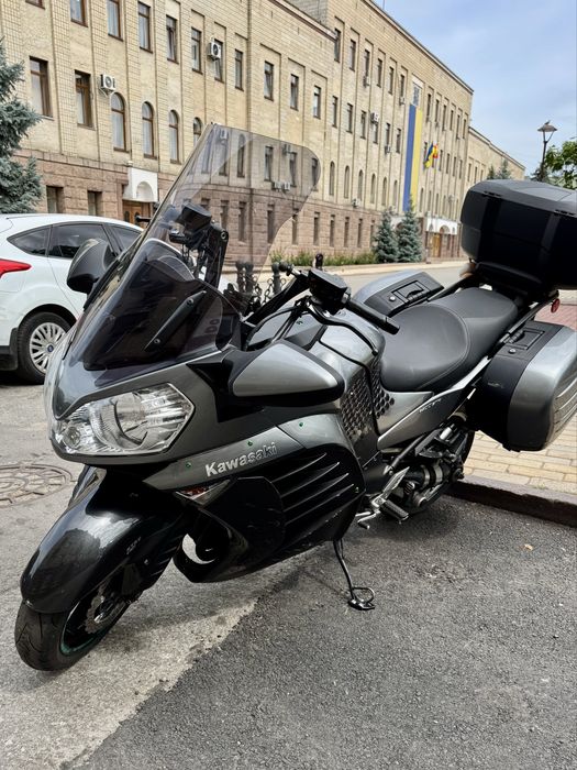 Kawasaki GTR 1400 2016 (Restomod)