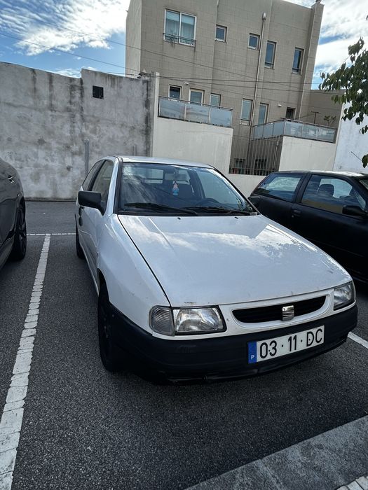 SEAT Ibiza 1993 .