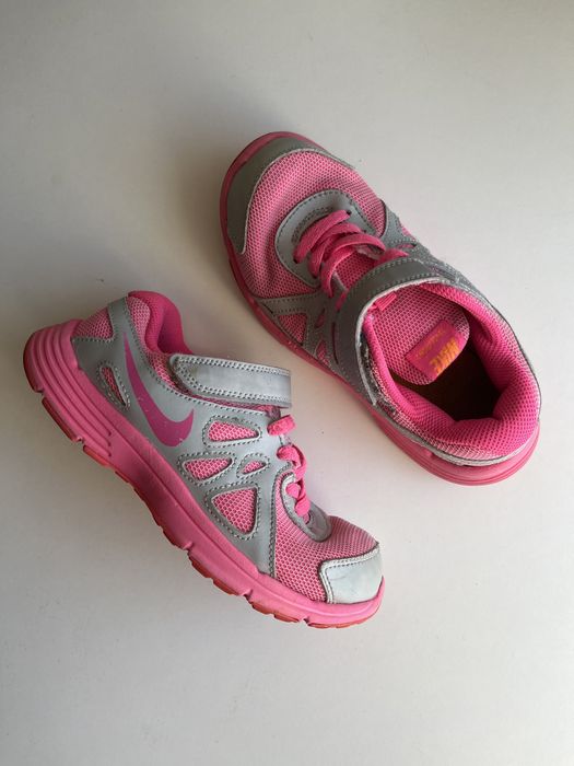 Кросівки Nike для дівчинки 19 см 30р