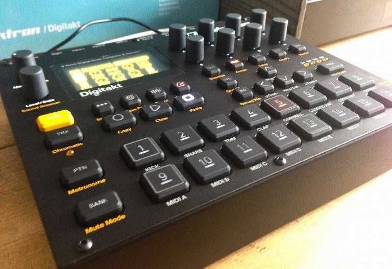 Продам Elektron Digitakt