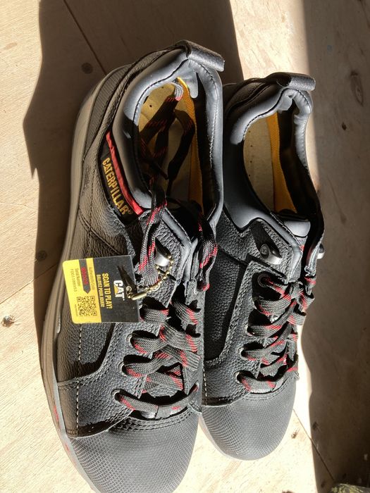 Кожаные кроссовки CAT спецназначения