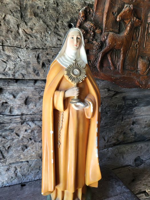Stara figurka Święta Klara