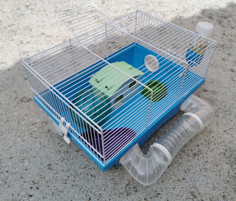 Gaiola de hamster com acessórios