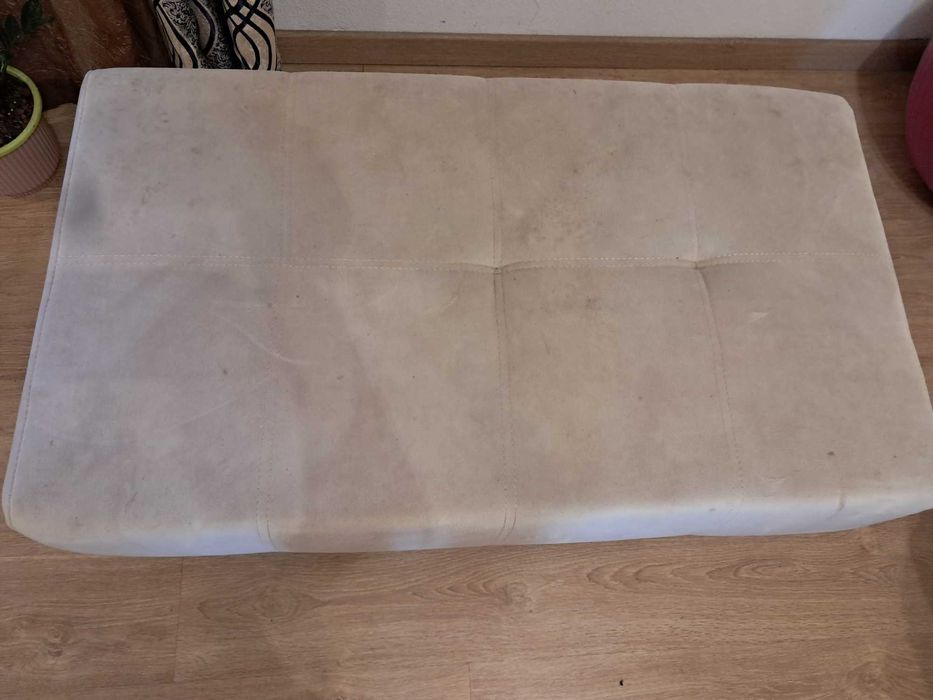 Cama com gavetas e sofa para guardar brinquedos