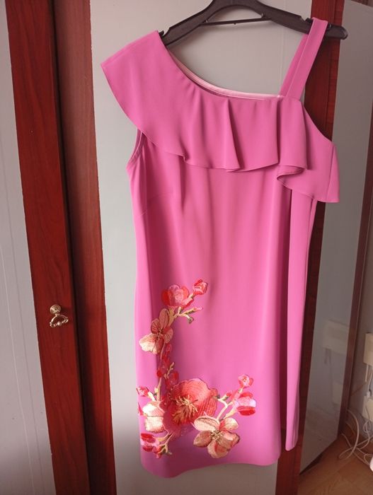 Letnia elegancka  sukienka