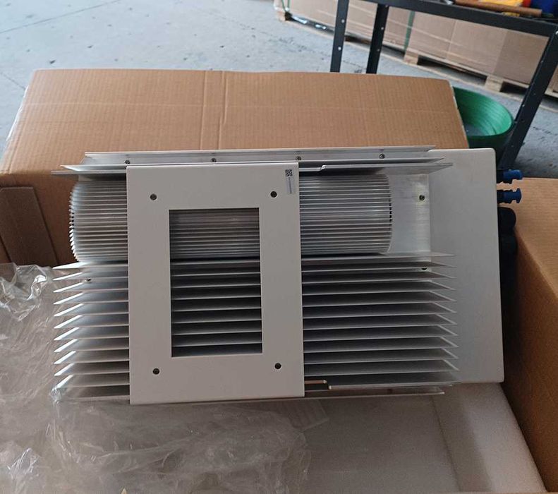 Інвертор мережевий Deye SUN-6K-SG05LP1-EU-AM2-P