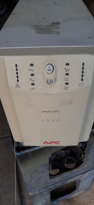 Smart ups 1000 apc безперебійник чистий синус