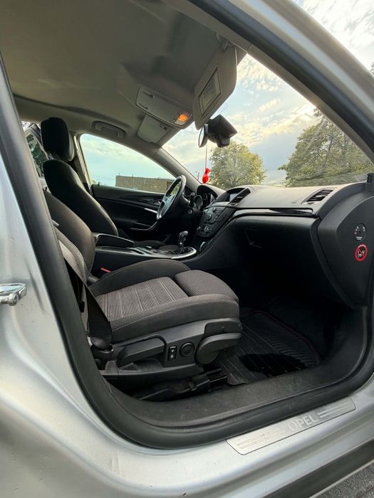 Opel Insignia 2013 r. 15500