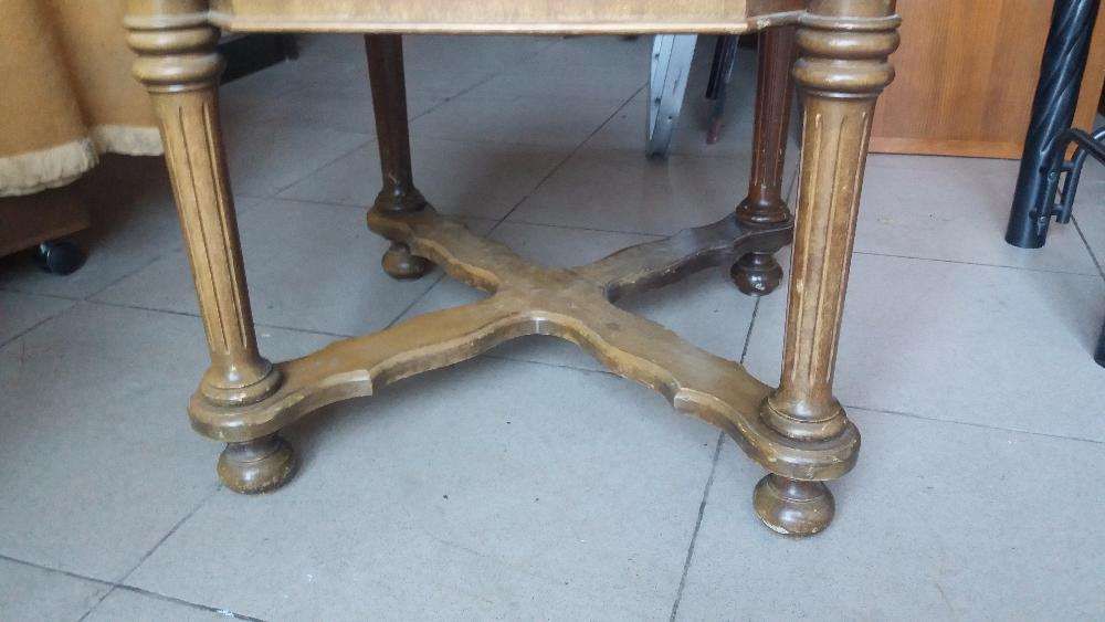 Antiga Mesa de Apoio, tampo em mármore