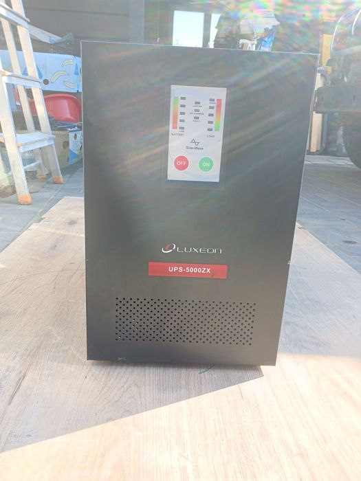 UPS luxeon 5000zx