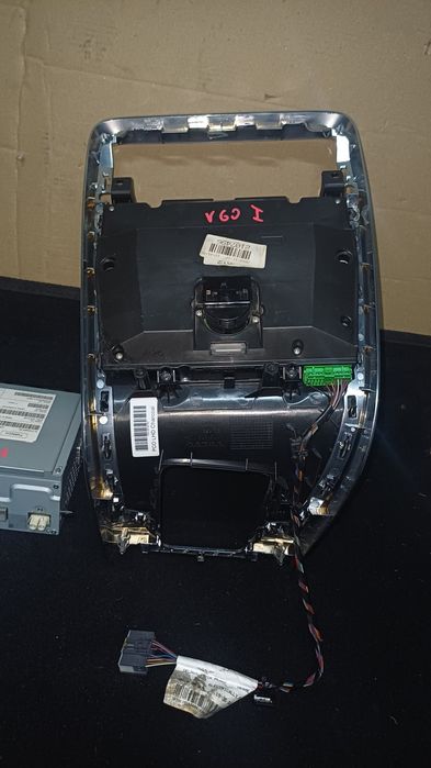 Panel klimatyzacji climatronic ramka volvo v60 l 10-13