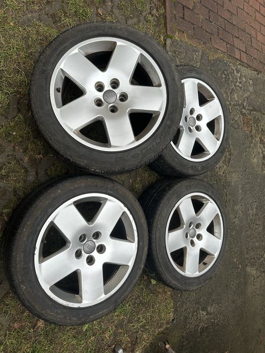 Komplet felg audi A6 A8 255/45/18 orginał opony zimowe