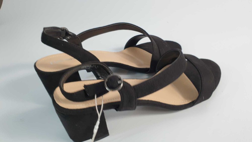 Clara Barson Sandały rozmiar  41