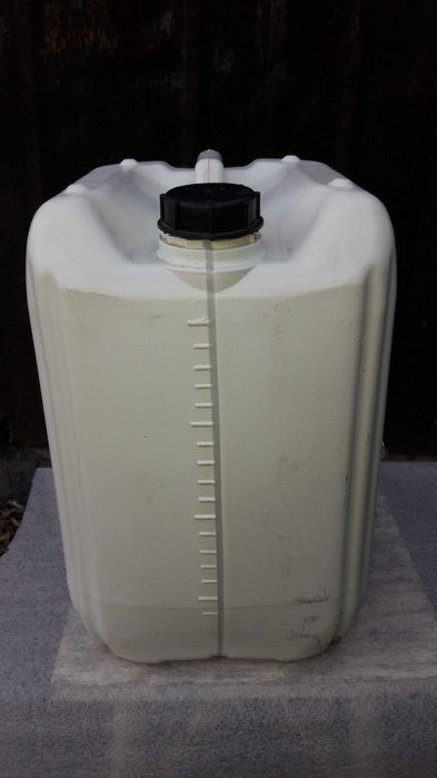 канистры  полиэтиленовые