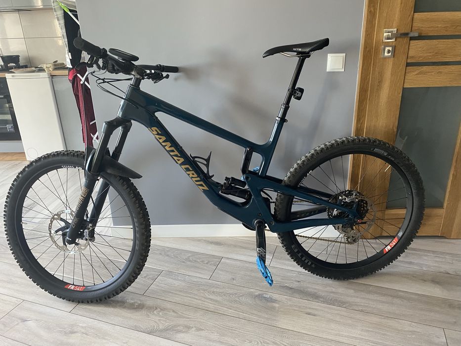 Samta Cruz Nomad C  Carbon